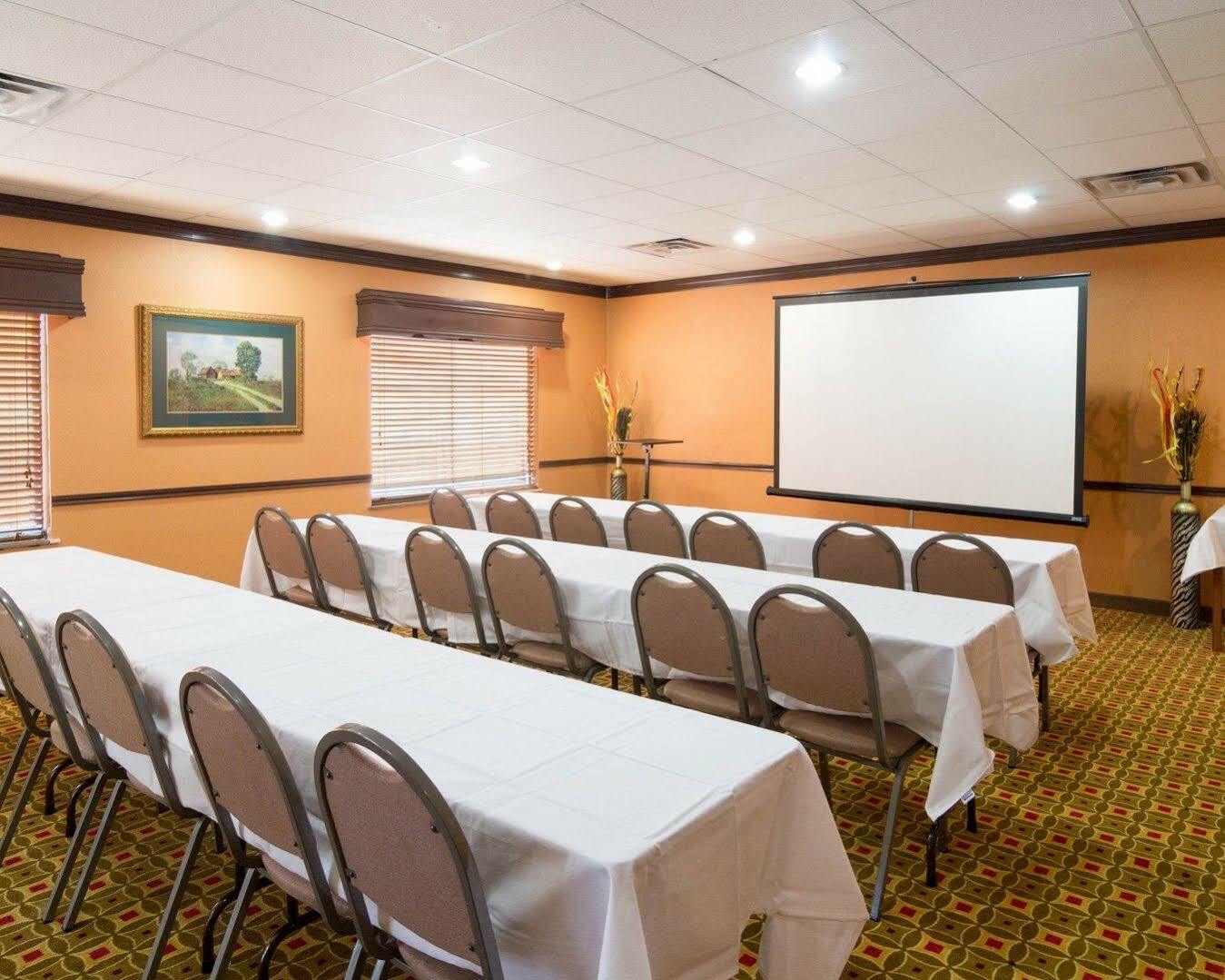 Springwood Suites Houston Iah - Beltway 8 外观 照片